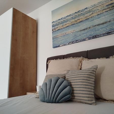 Apartman Iva Novalja Exterior photo